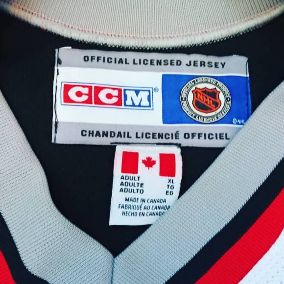 CCM Donald Audette Buffalo Sabres Hockey Jersey - Picture 6 of 6